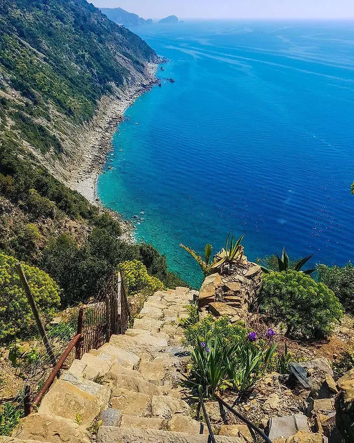 La Civetta Sul Como' Villa La Spezia